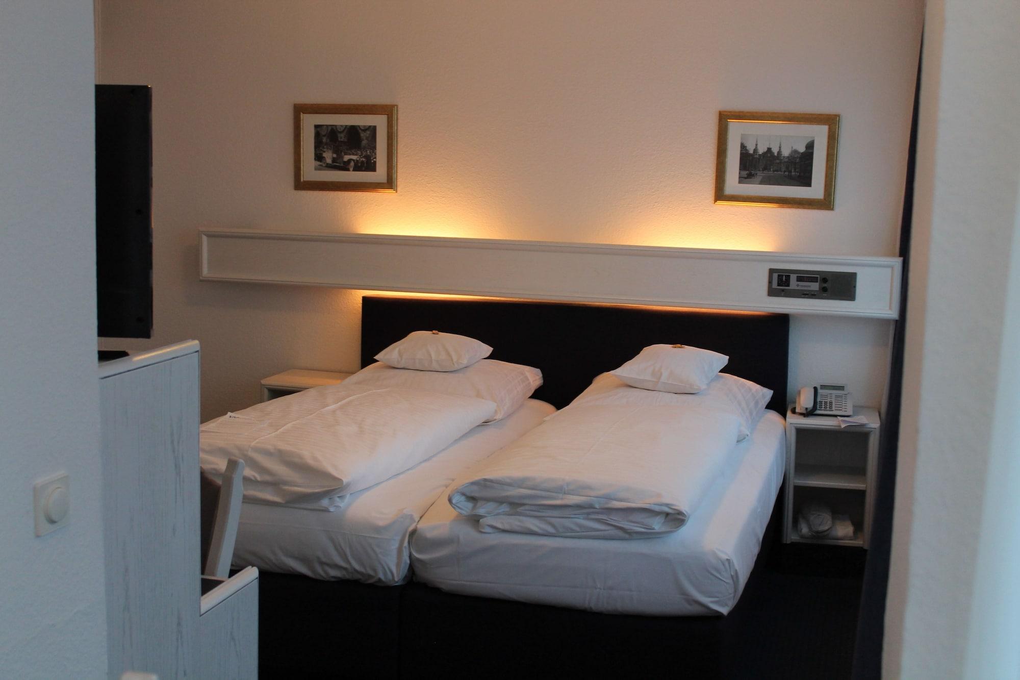 Hotel Windthorst มึนสเทอร์ ภายนอก รูปภาพ